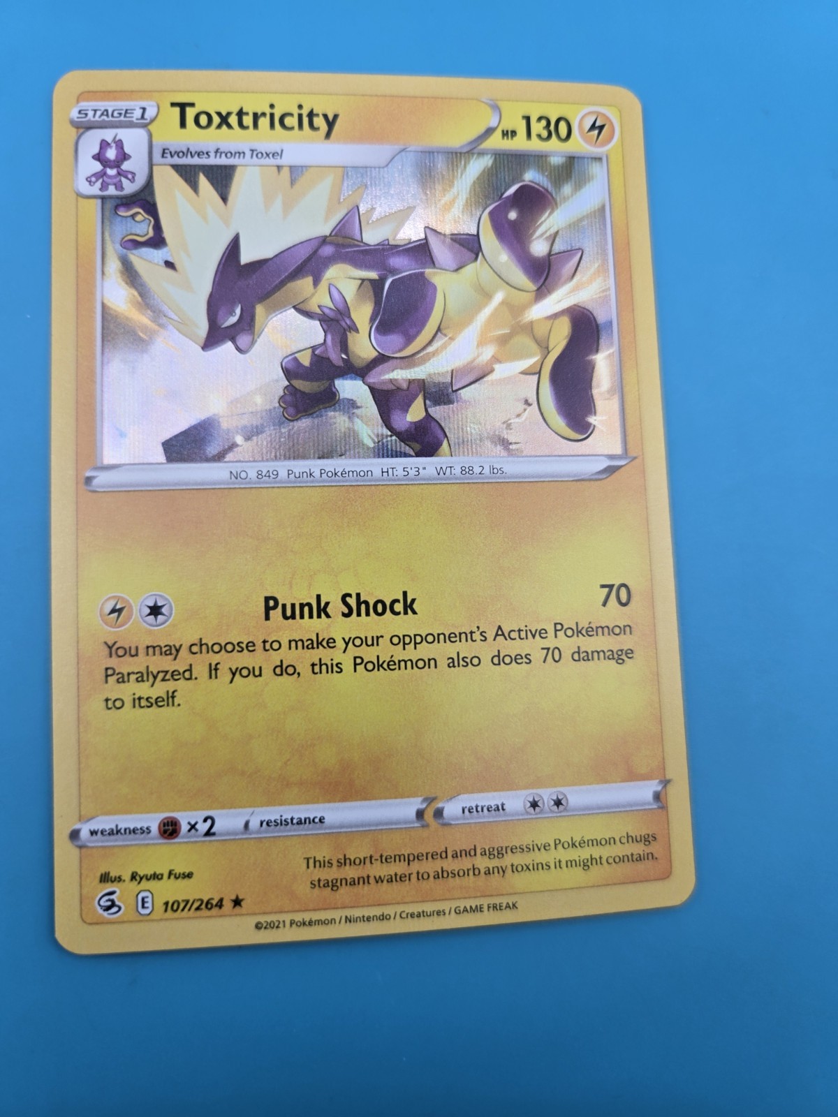 Toxtricity - 107/264 - Holo Rare - Pokemon Fusion Strike LP