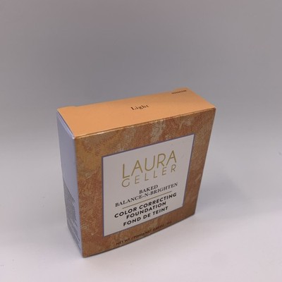Laura Geller - Baked Balance-N-Brighten Color Correcting Foundation Light