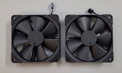 Noctua NF-F12 PWM chromax  Black 4-Pin Premium Quiet Fans (Set of 2)