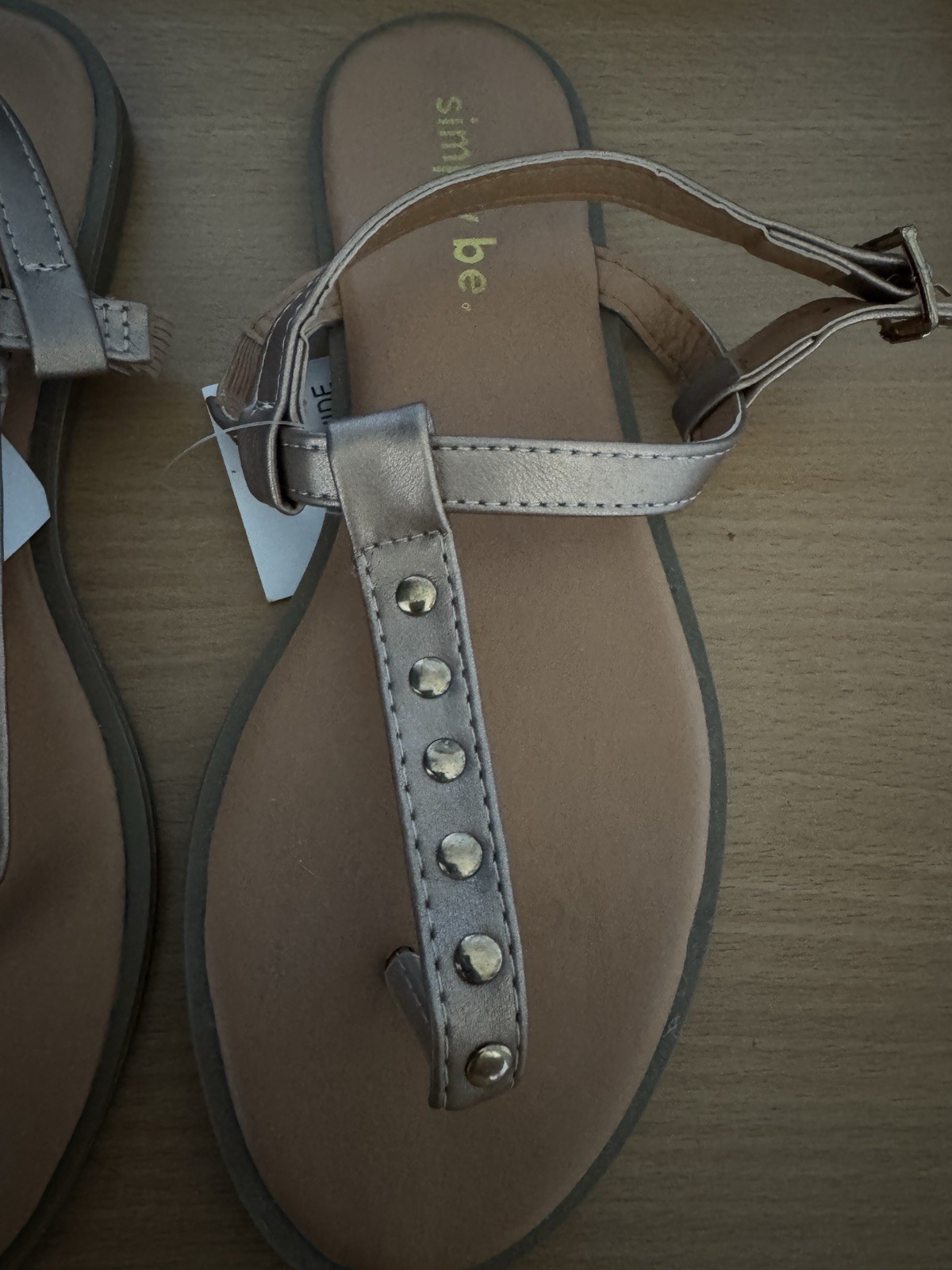 APL Sandali donna Simply Be con cinturino oro taglia 6 ex larghi nuovi