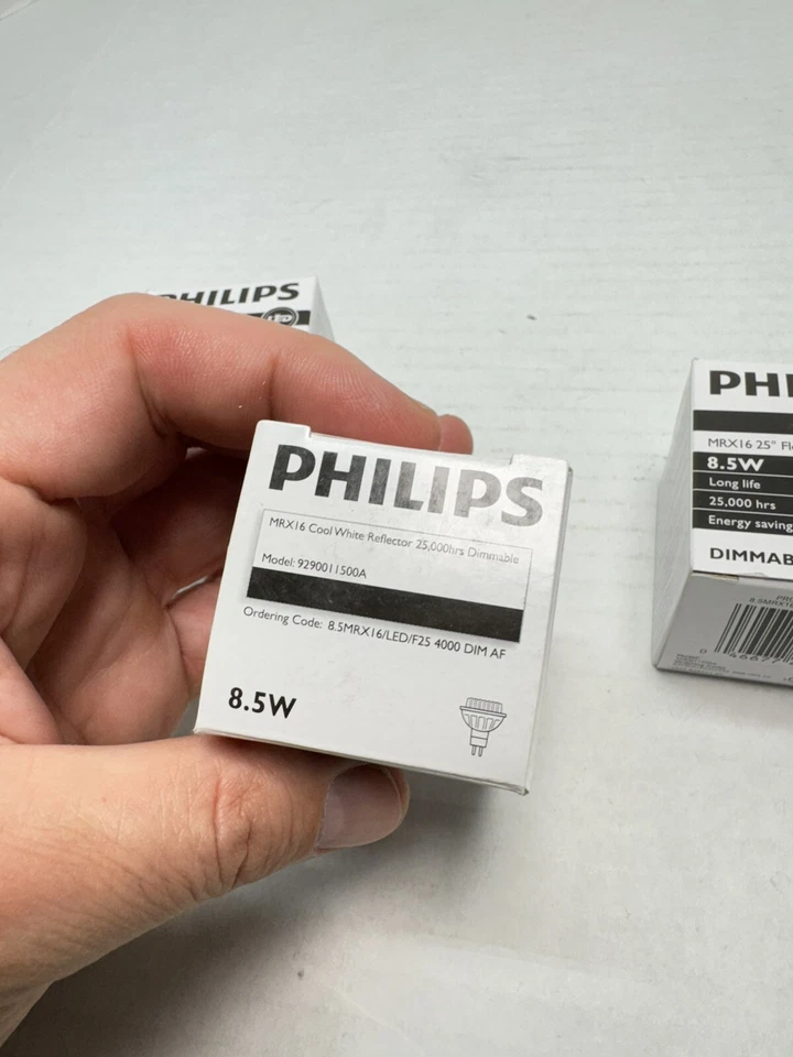 3 LOT- NEW PHILIPS 8.5W MRX16 LED 2-Pin Dimmable Flood Light Lamp Bulb Lite - Image 3 of 4