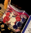 Mix Lot Of 2 /Big Bag of vtg Poker Chips /Deluxe Cards Poker Chips And Dice Set — photo 5