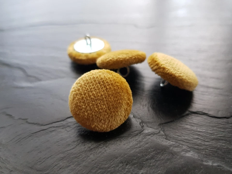 Golden yellow velvet fabric covered buttons 14, 19, 23, 25 or 31mm in packs - Image 2 of 4