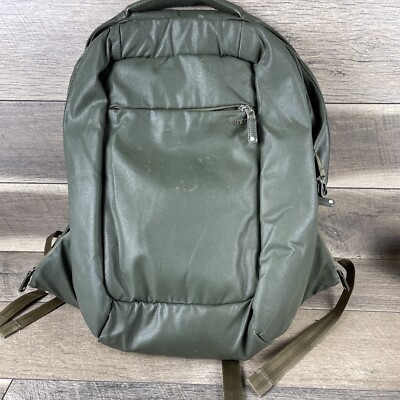 Incase ICON Triple Red Backpack (18'' x 12'' x 6 Approx)