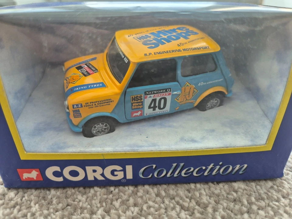 Corgi Clásicos 1/36 HSS Contratar Shops Mini Cooper #40 Metal Ltd Edición Coche - Imagen 2 de 4
