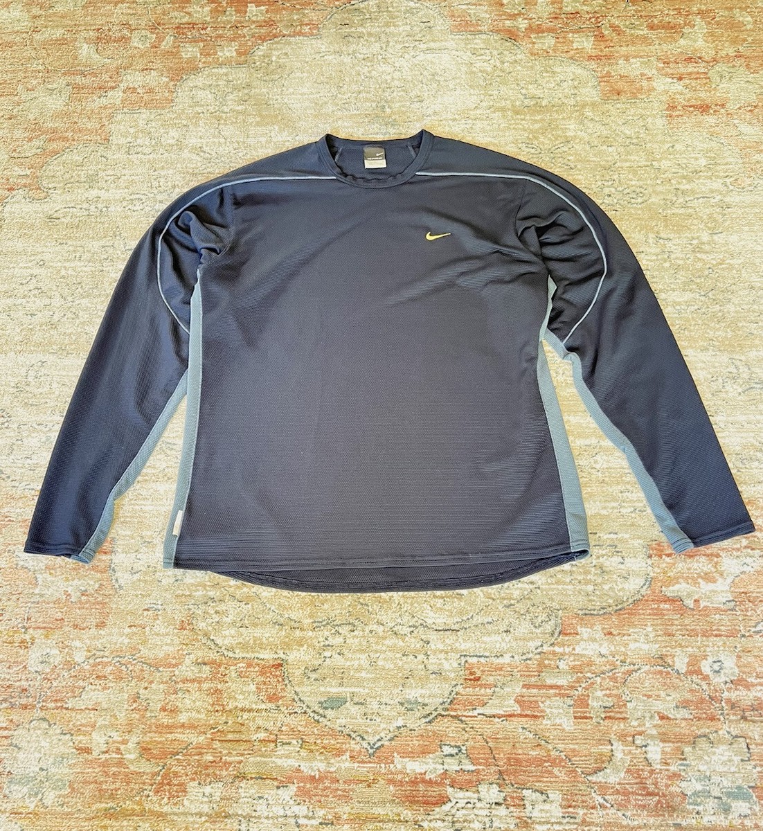 Nike Sphere Dry Long Sleeve Activewear Gray Tag Navy/Gray/Yellow