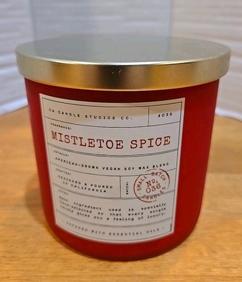 Leoben Company Mistletoe Spice 17 oz Two Wick Candle Jar Winterberry & Cedar 