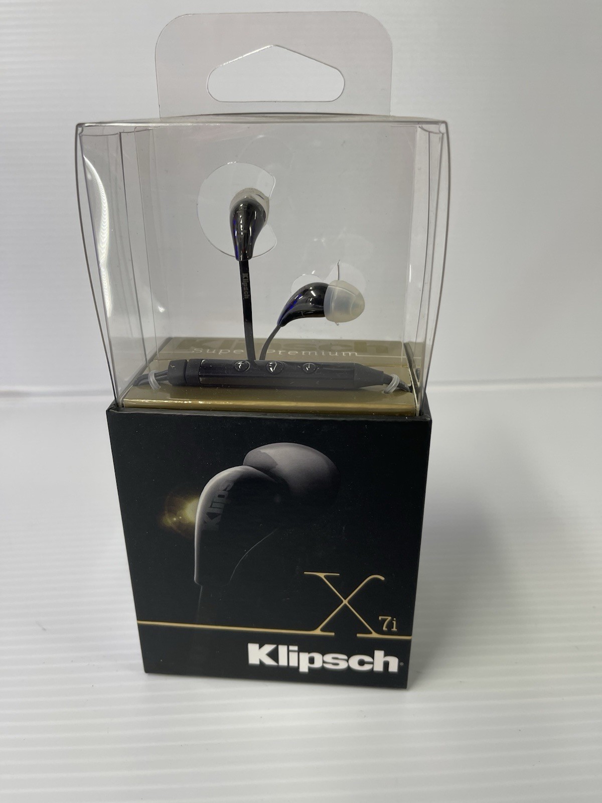 Klipsch Image X7iIn-ear headphones with in-line remote and m