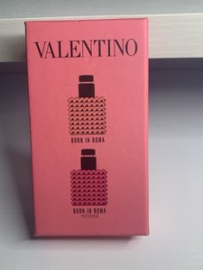 Valentino Born in Roma & Born in Roma Intense  Fragrance  Acts Of Love Gift Set