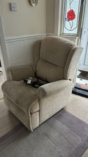 Sherborne Malvern Petite Electric Rise & Recline Chair – Mobility