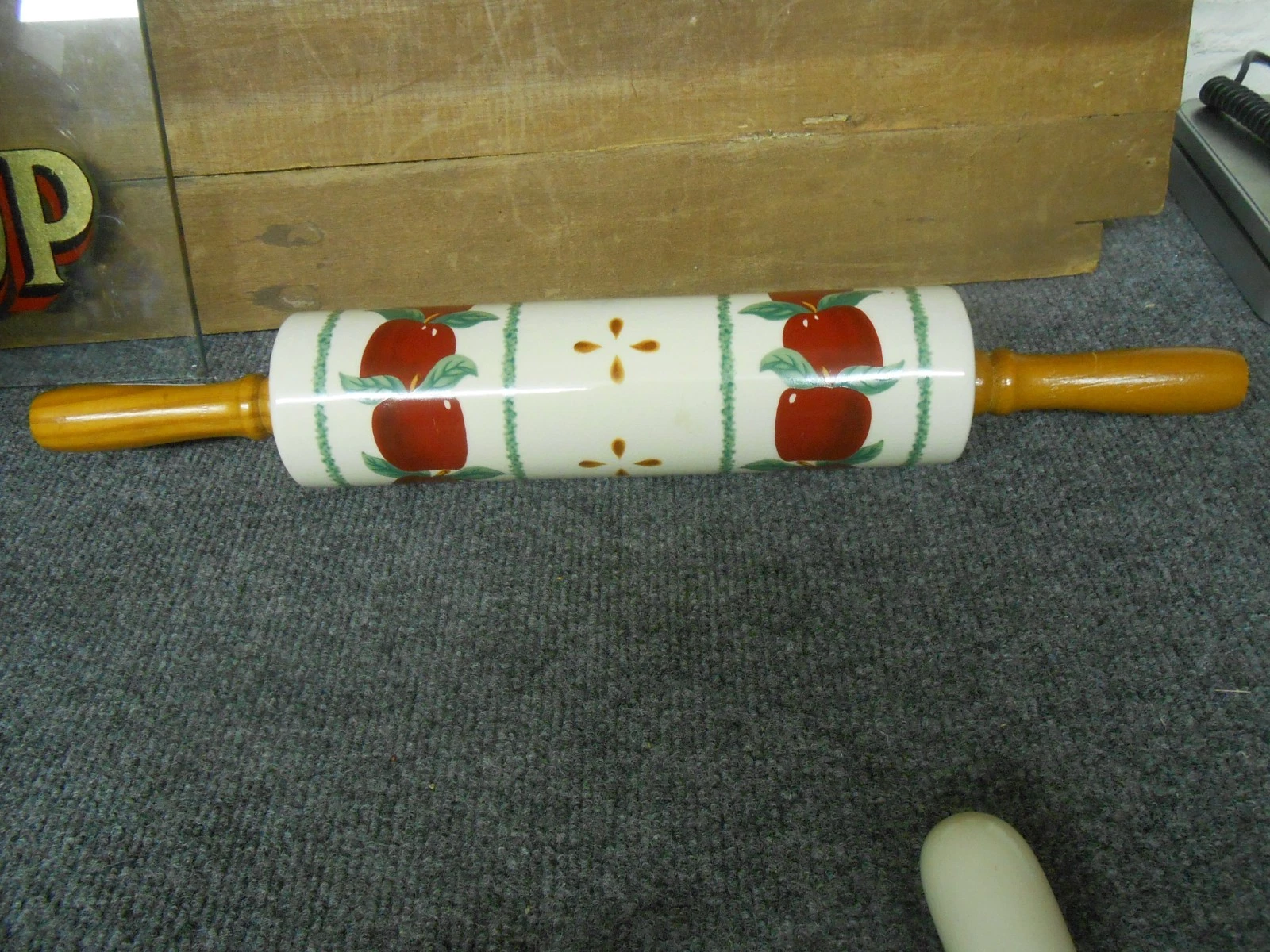 VINTAGE GLASS APPLE ROLLING PIN