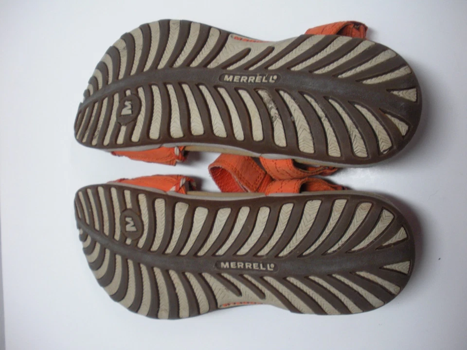 Sandalias Merrell para mujer de cuero cómodas en forma de Q violeta con tiras naranja marroquí Foto 3 de 4