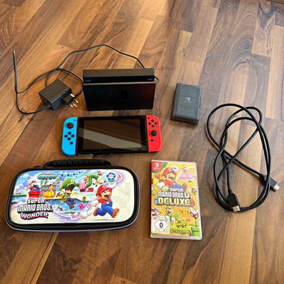 Nintendo Switch Konsole 2018 mit Joy-Con, Dock, Netzteil & 2x HDMI, Mario