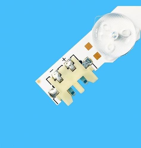 D2GE-320SC0-R3 KIT 5 BARRE STRIP LED PER UE32F5000"RIF/SCA"YH-041 - Foto 2 di 5
