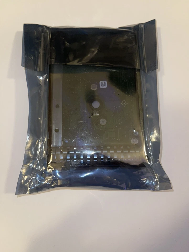 Dell 1TB 7.2K 6G 2.5" SAS Hard Drive - Image 3 of 3