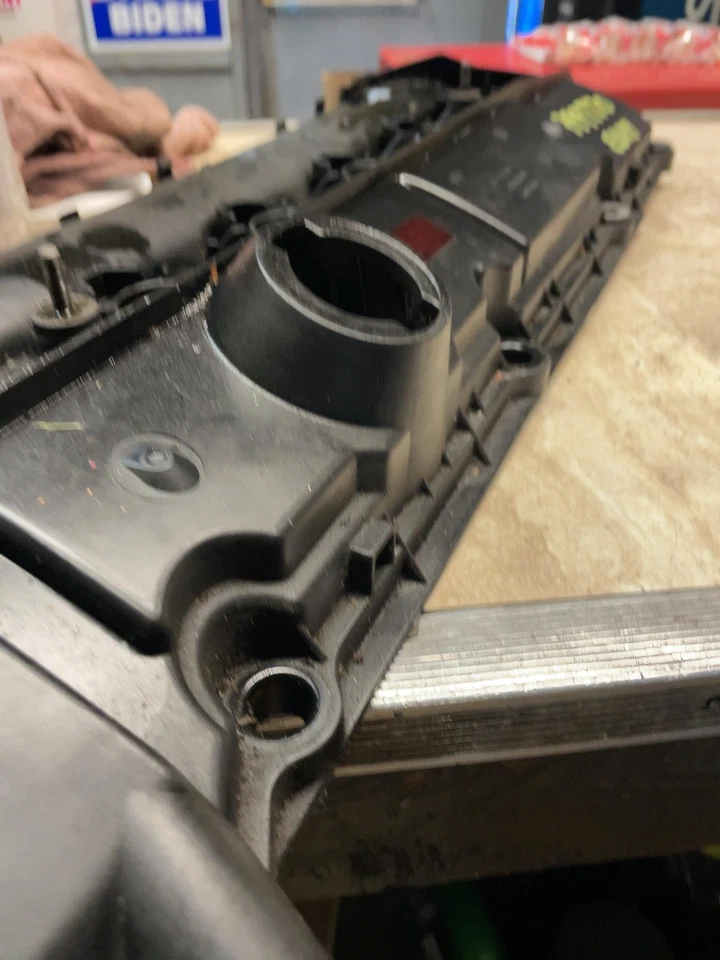 BMW 525 530i 2002-2005 2004-2006 BMW X3 2,5 L 3,0 L cubierta de válvula de motor OEM Foto 3 de 4