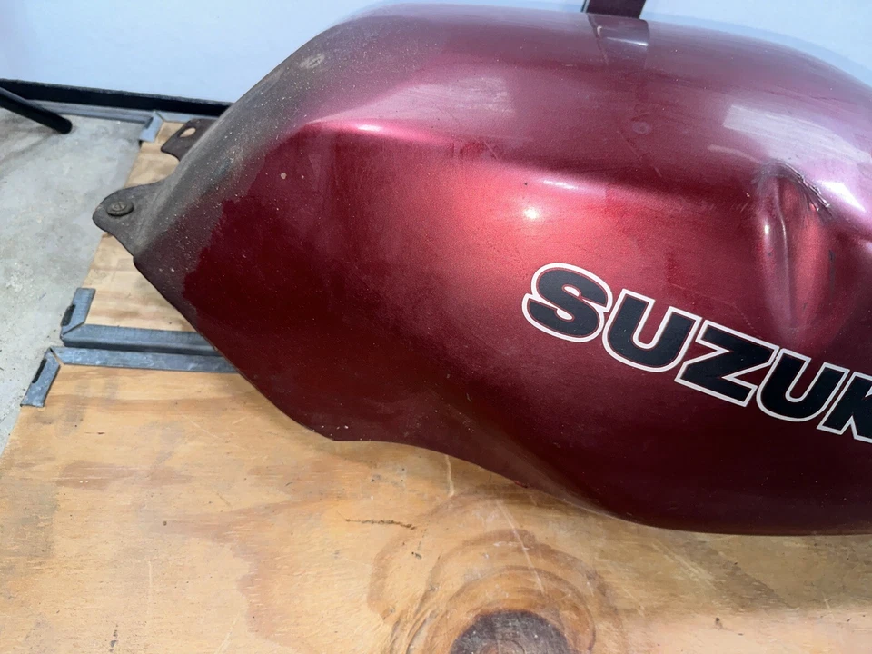 Suzuki GS1100E 1982 tanque de combustible GS1100 E GS 1100 E gasolina Foto 4 de 4