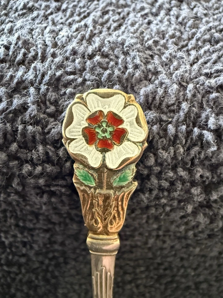 "Cuchara de recuerdo vintage de plata esterlina de Inglaterra - tapa esmaltada Tudor Rose - 3,75""" Foto 2 de 4