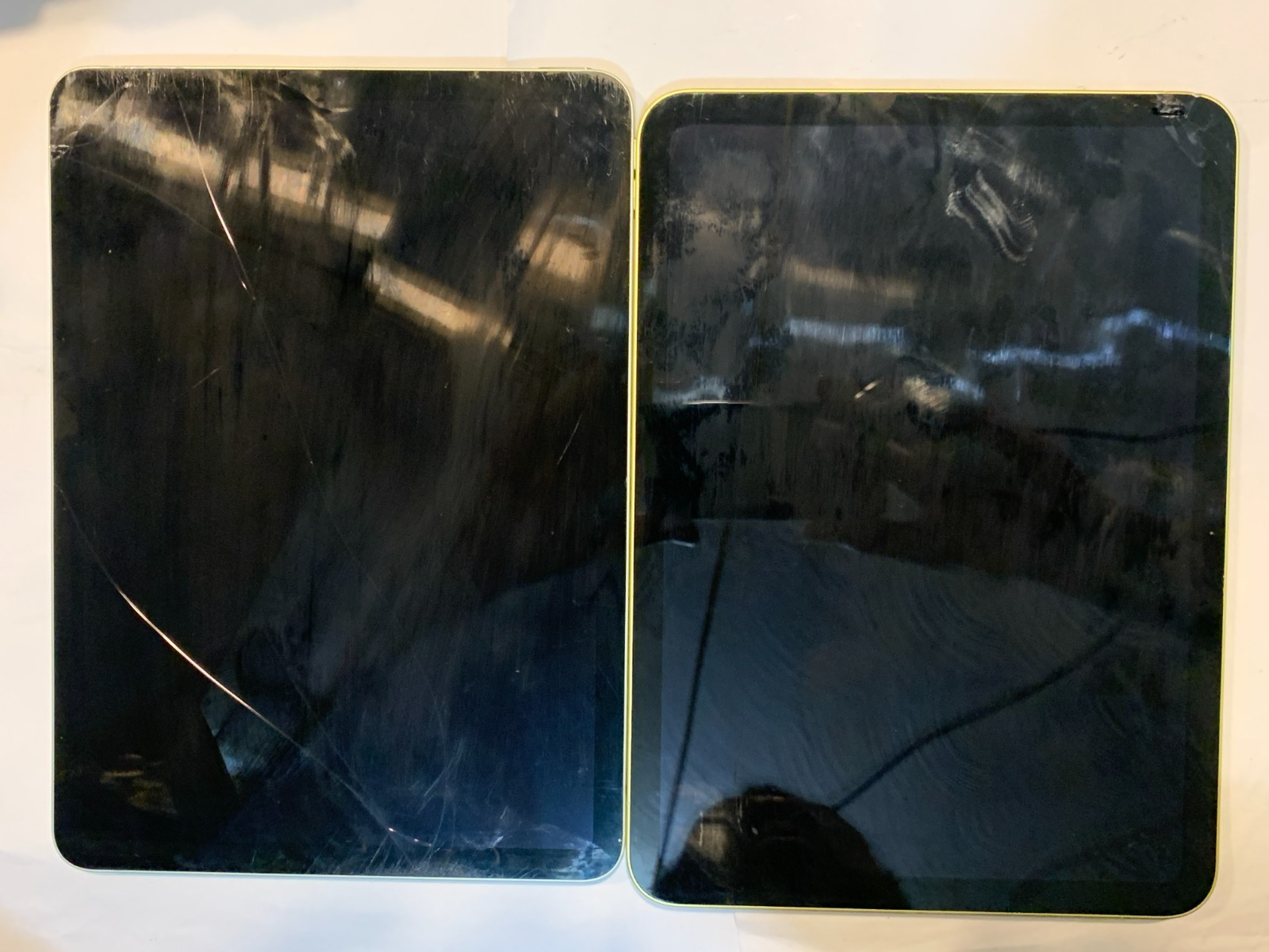 Lot Of 2 Apple iPad (Air 4th Gen A2316, 10 Gen A2696) As Is! No Power! Crack