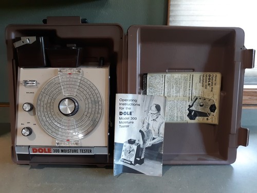 Vintage -Dole 300 Moisture Tester w/ Case & Instructions - Complete - Grain