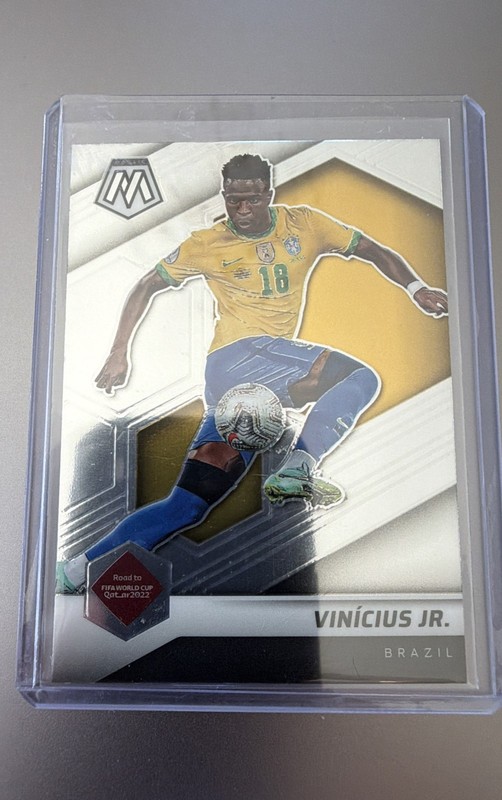 Vinicius Junior 2021-22 Panini Mosaic FIFA Road to World Cup -  #163