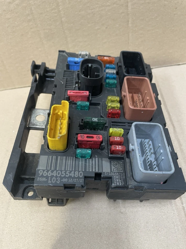 CENTRALINA BSM PER CITROEN C3 2° Serie 9664055480 Benzina 1.1 (05 10) L03 - Immagine 3 di 4