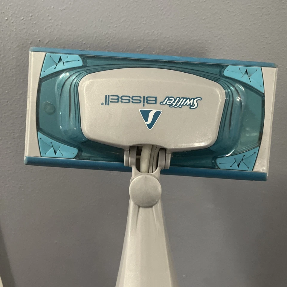 Swiffer Bissell Steamboost Steam Mop Model 6639 Tested & Working - Image 4 of 4