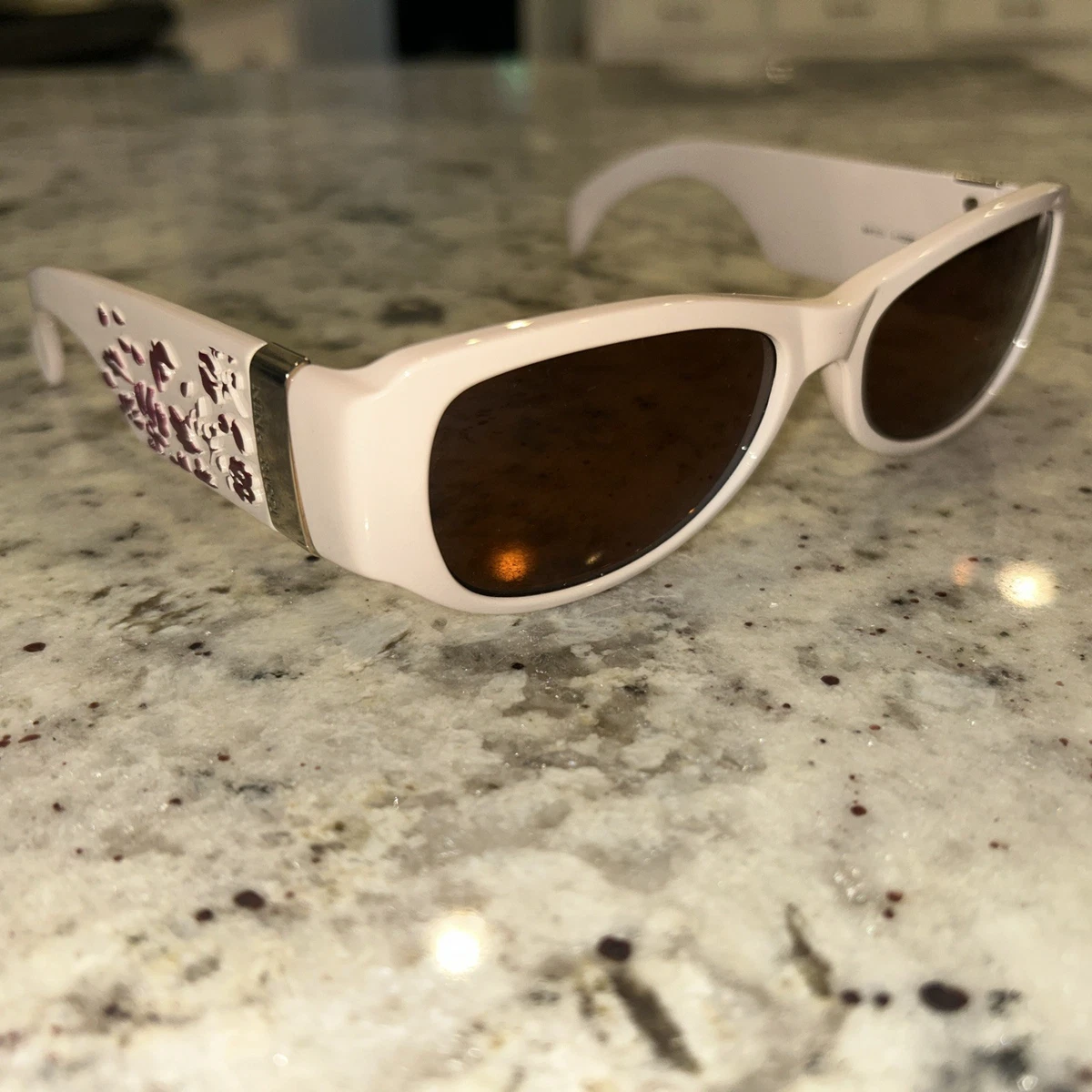 Luxurious RARE Nina Ricci Women\'s Sunglasses White Gold/Grey Gradient Nina Ricci Sunglasses for Women with Vintage for sale | eBay main image 2
