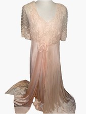 Elise Stevens Long Sheer Nightgown Robe Light Pink Lace Vtg Medium
