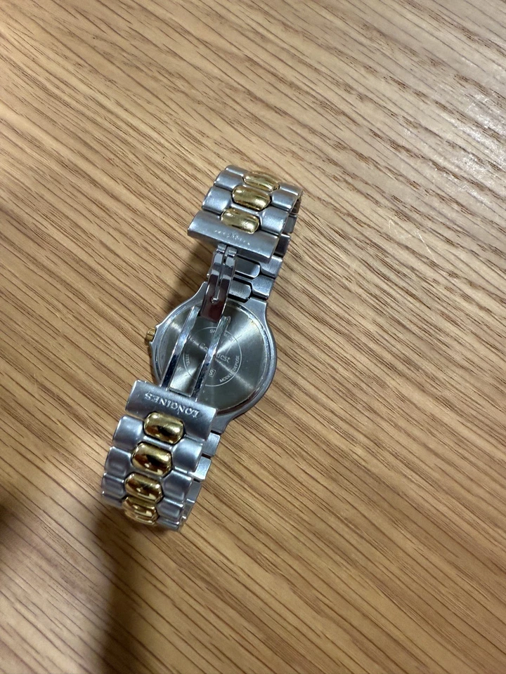 [MINT] Longines Conquest L1.614.3 Quartz Silver Dial Date 34mm Men's Watch JAPAN - Image 4 of 4