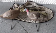 TURKEY HUNTING SET 2 GROUND BLINDS 2 DECOYS JAKE HEN SET IN KOLPIN CARRY BAG EUC