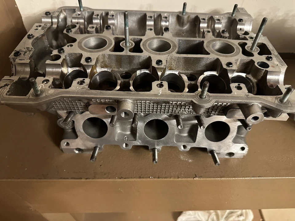 Culata banco izquierdo audi vw volkswagen 2.8 30 válvulas a4 a6 passat 2.7 doble Foto 3 de 4