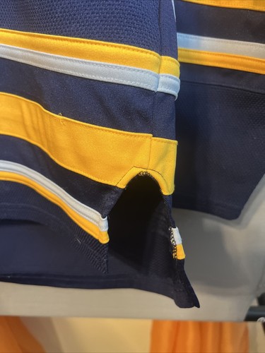 Jack Eichel NHL Jersey Buffalo Sabres Home Jersey Reebok Mens Medium Stitched S3 - Picture 2 of 16
