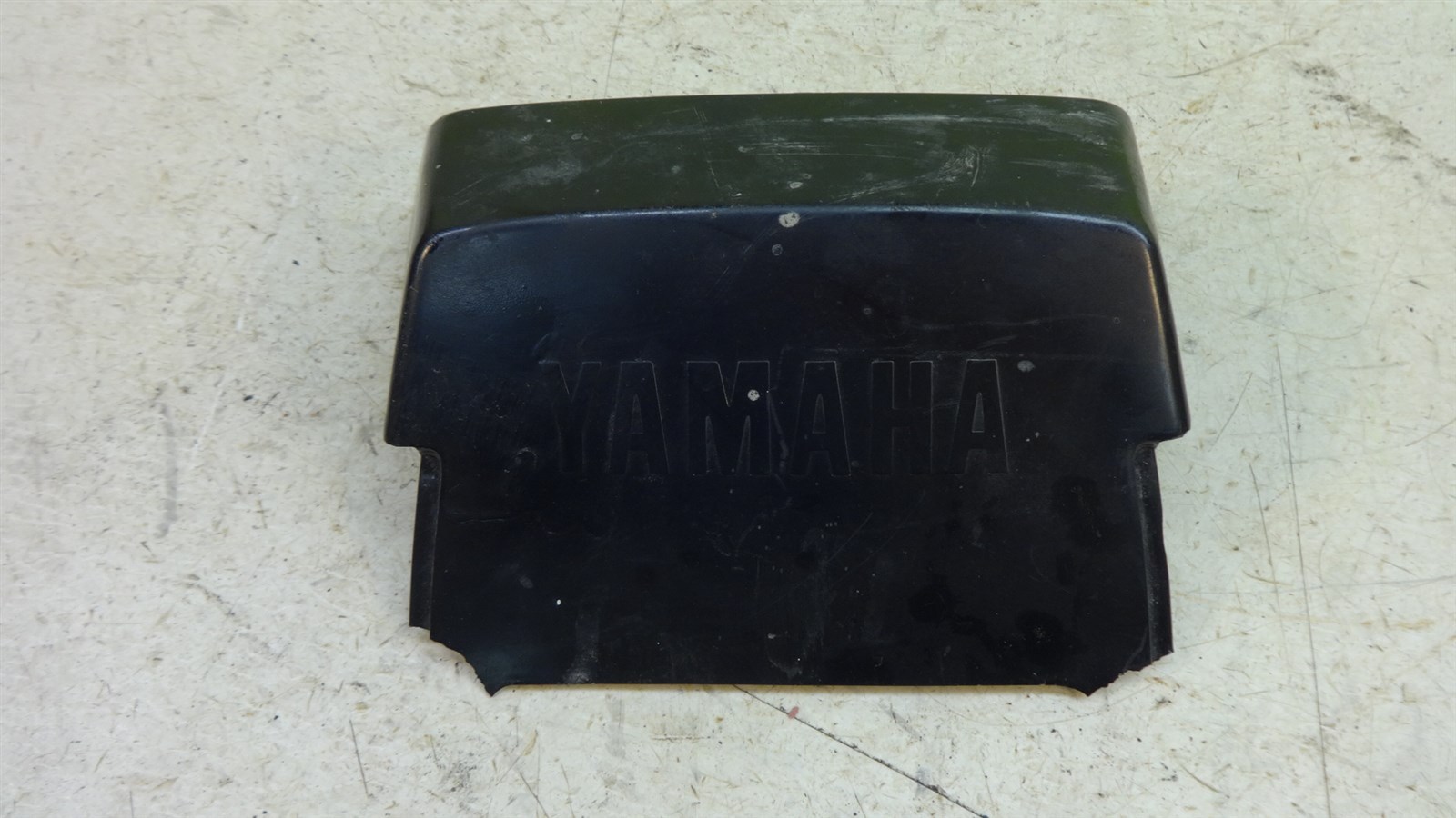 1990 Yamaha FZR600R FZR 600 Y481' rear tail brake light plastic cover