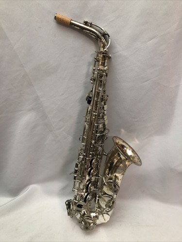 Silver Hollywood Winds SX-300 Alto Saxophone - Picture 6 of 17