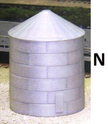 N Scale - 30' Tall Corrugated Grain Bin - Assembly Required - RIX-628-0703