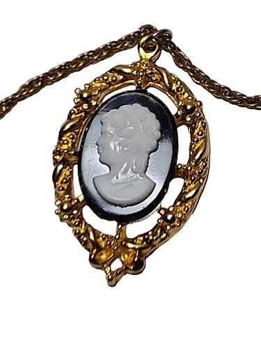 Judy Lee Black White Plastic CAMEO Fancy Oval Pendant NECKLACE 16" JB3E - 第 1/4 張圖片