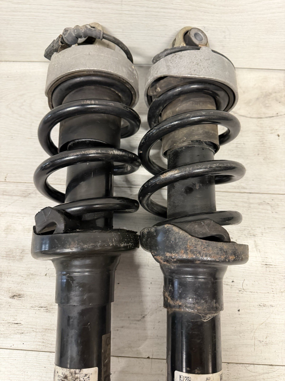 Audi R8 2011-2015 Front Right Dampers Pair P/N 420412019AK