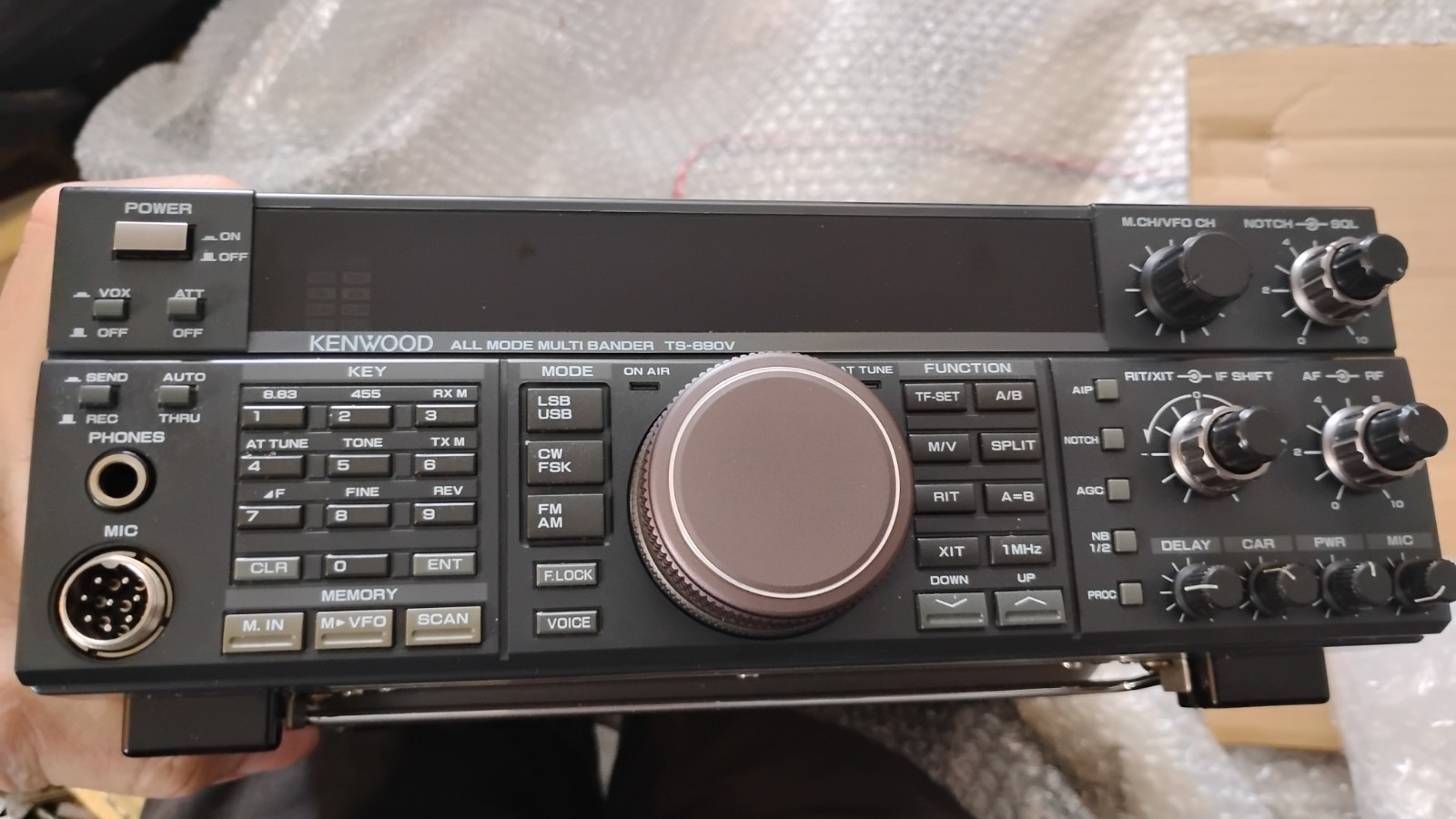 KENWOOD TS-690V All Mode HF/50MHz 10W Multi Band Transceiver