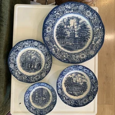 Liberty Blue Staffordshire 4 Piece Dinner Set Dinner Plate, Bread Plate, 2 Bowls