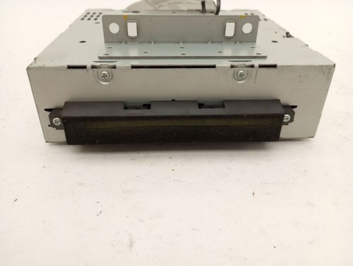 VOLVO V50 S40 Stereo Radio AM FM CD Receiver Fits 2008 2009 2010 - Picture 2 of 10