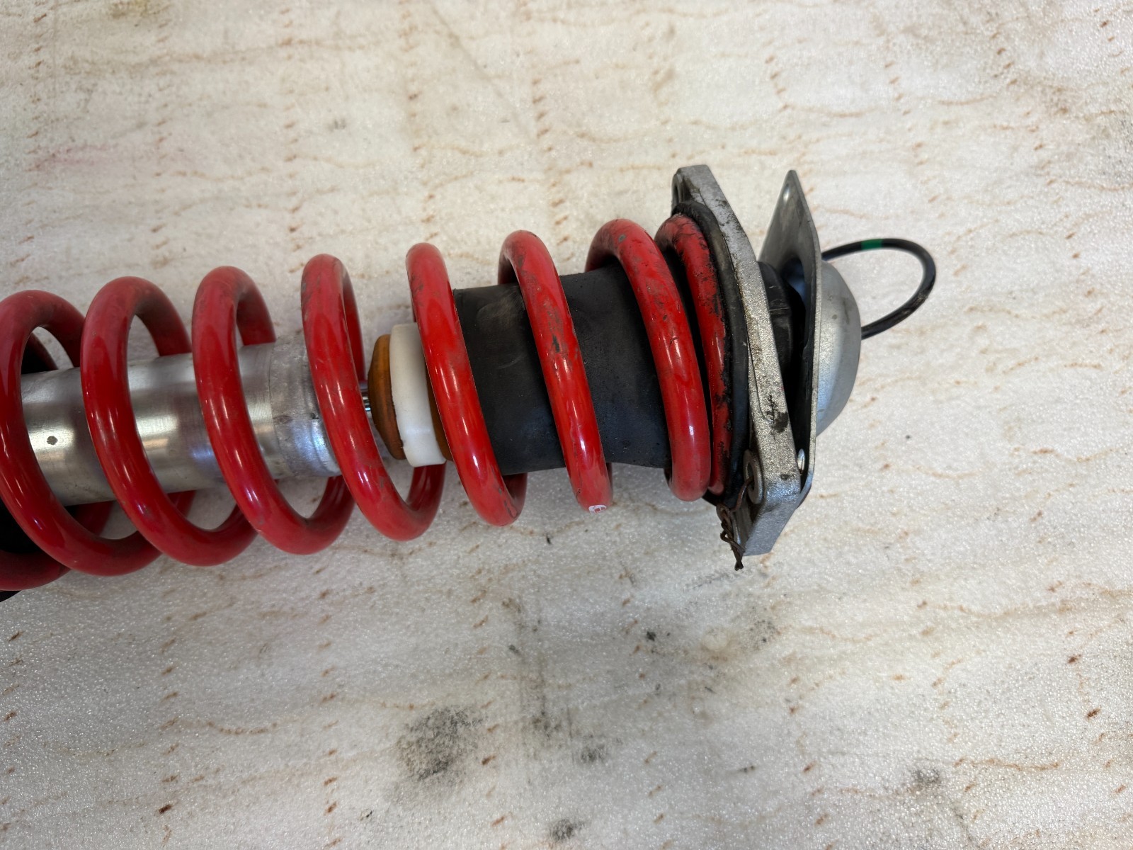 Maserati GranTurismo 2008-2019 Front Right Strut assembly