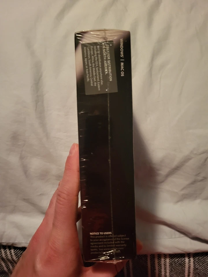 Adobe Photoshop Light Room 3 Brand New Sealed - Image 3 of 4