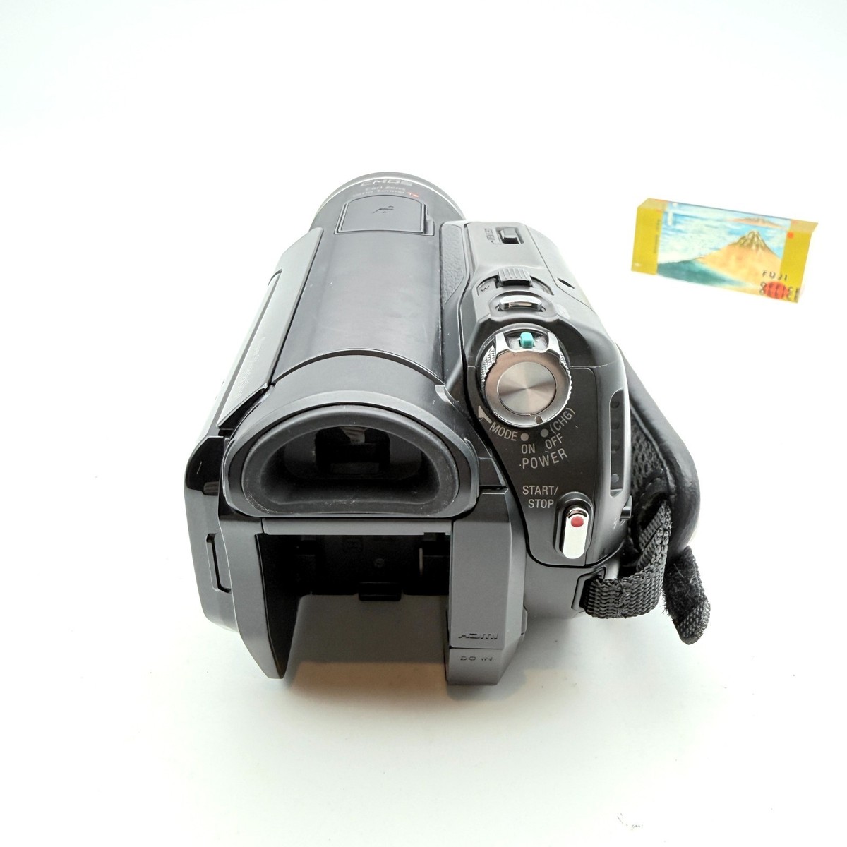 Sony Handycam HDR-HC9 HDV 1080i Mini DV Camera Carl Zeiss 10x Zoom