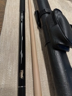 Cuetec 19oz Pool Cue Warp Resistant Fiberglass Clad Shaft 2 Piece w/ Case