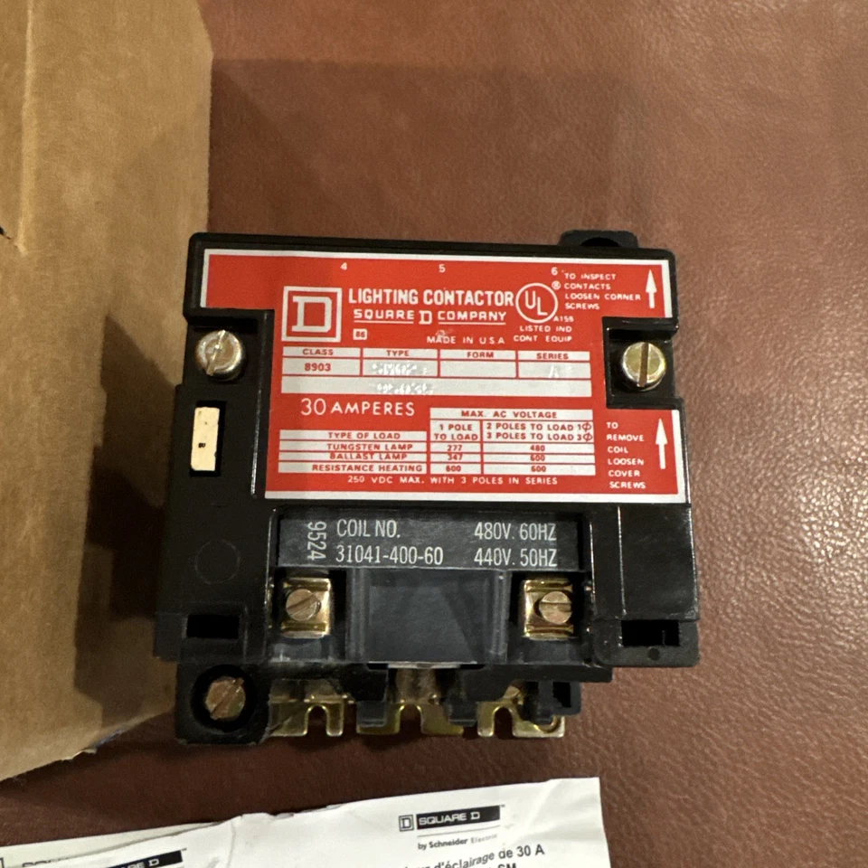 SQUARE D 8903SMO2V02 120VAC ELECTRICALLY HELD LIGHTING CONTACTOR 3POLE 30A 61952 - Image 2 of 4