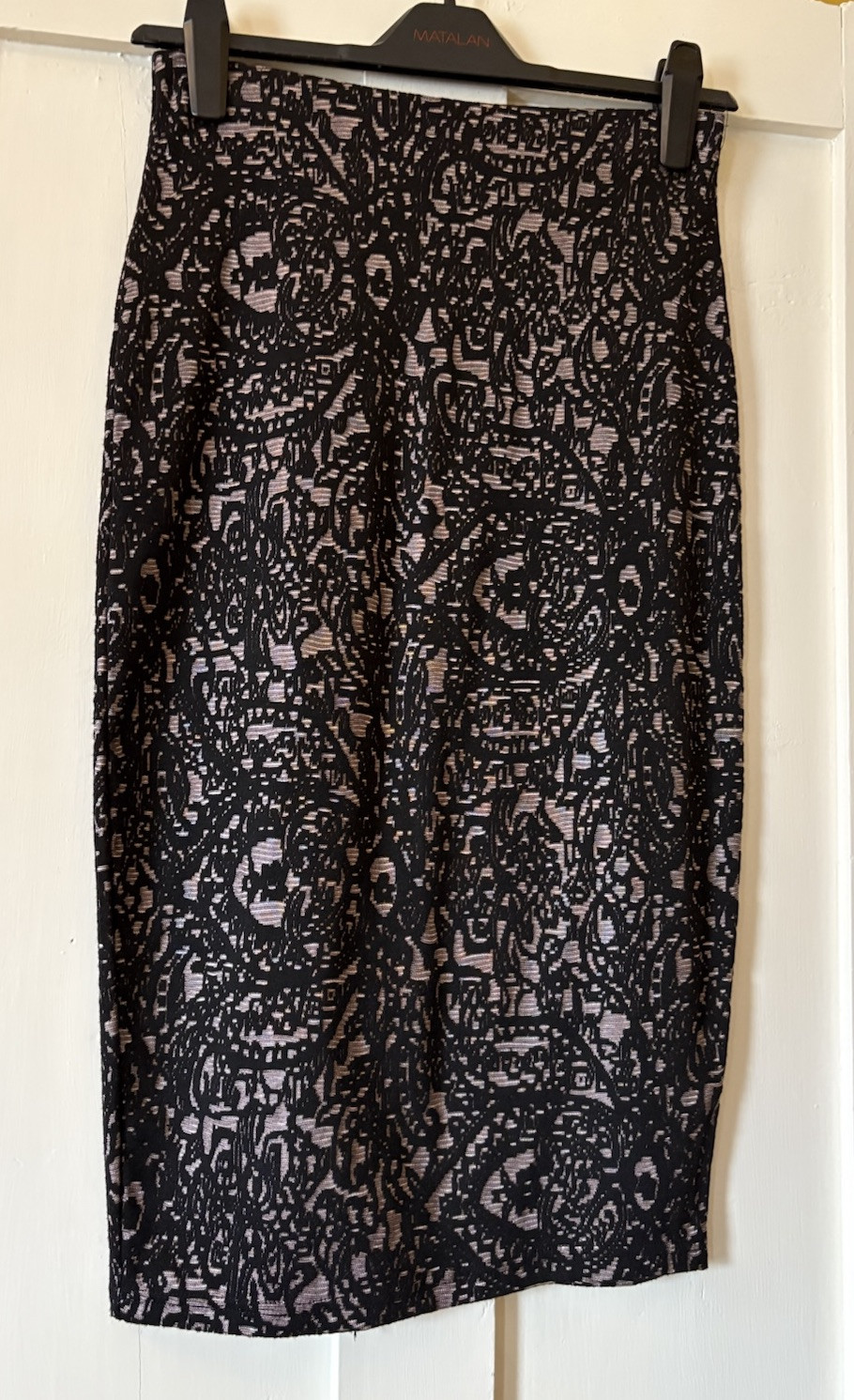 Papaya Black Devore Lace Pencil Skirt UK10 Knee Length Pull On Style