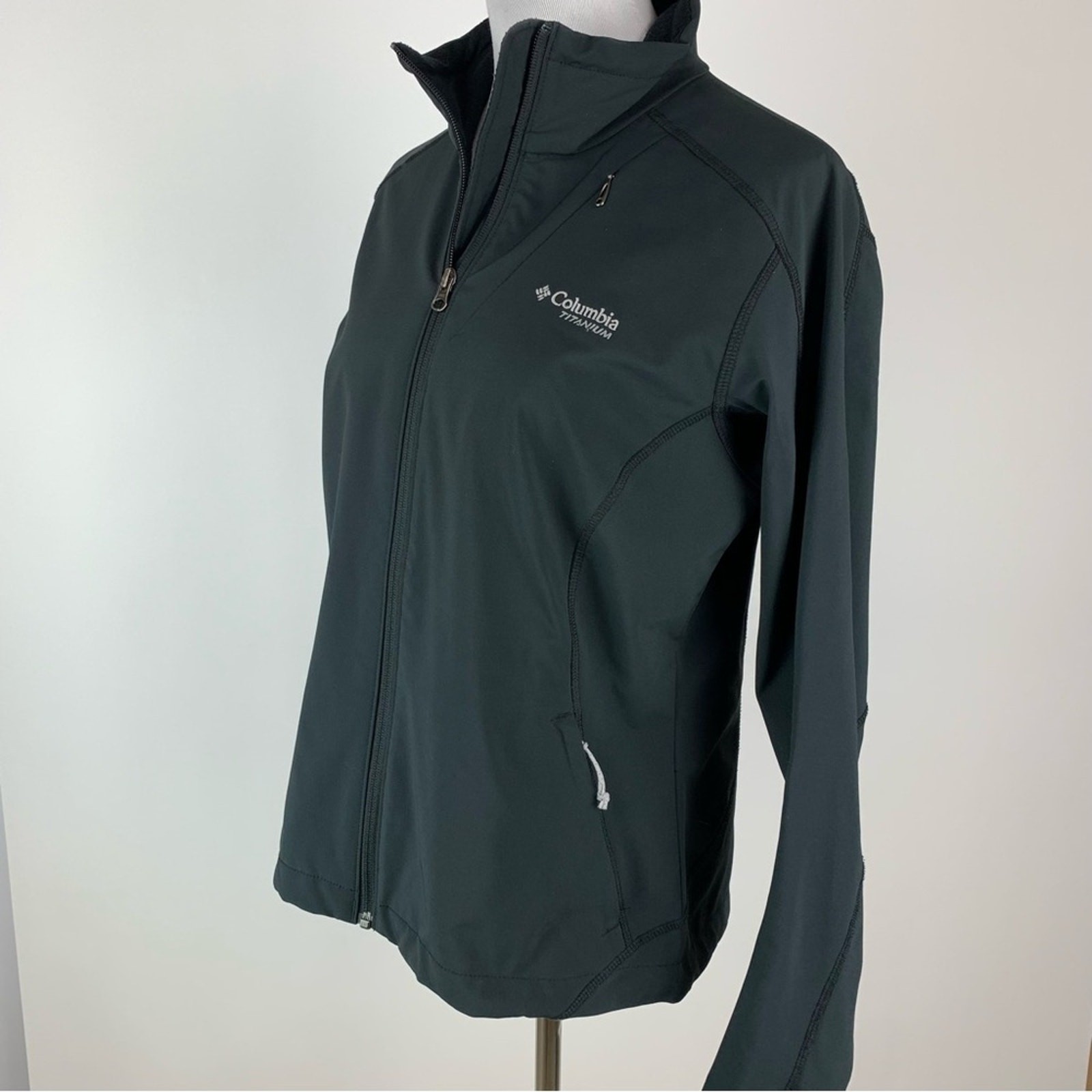 Columbia Titanium Zip Front Jacket Medium womens - image 7