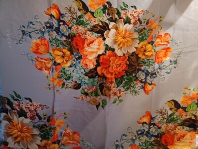 GUCCI ブルームス スカーフ NWT GUCCI Bloom Blue Silk Floral Square 47