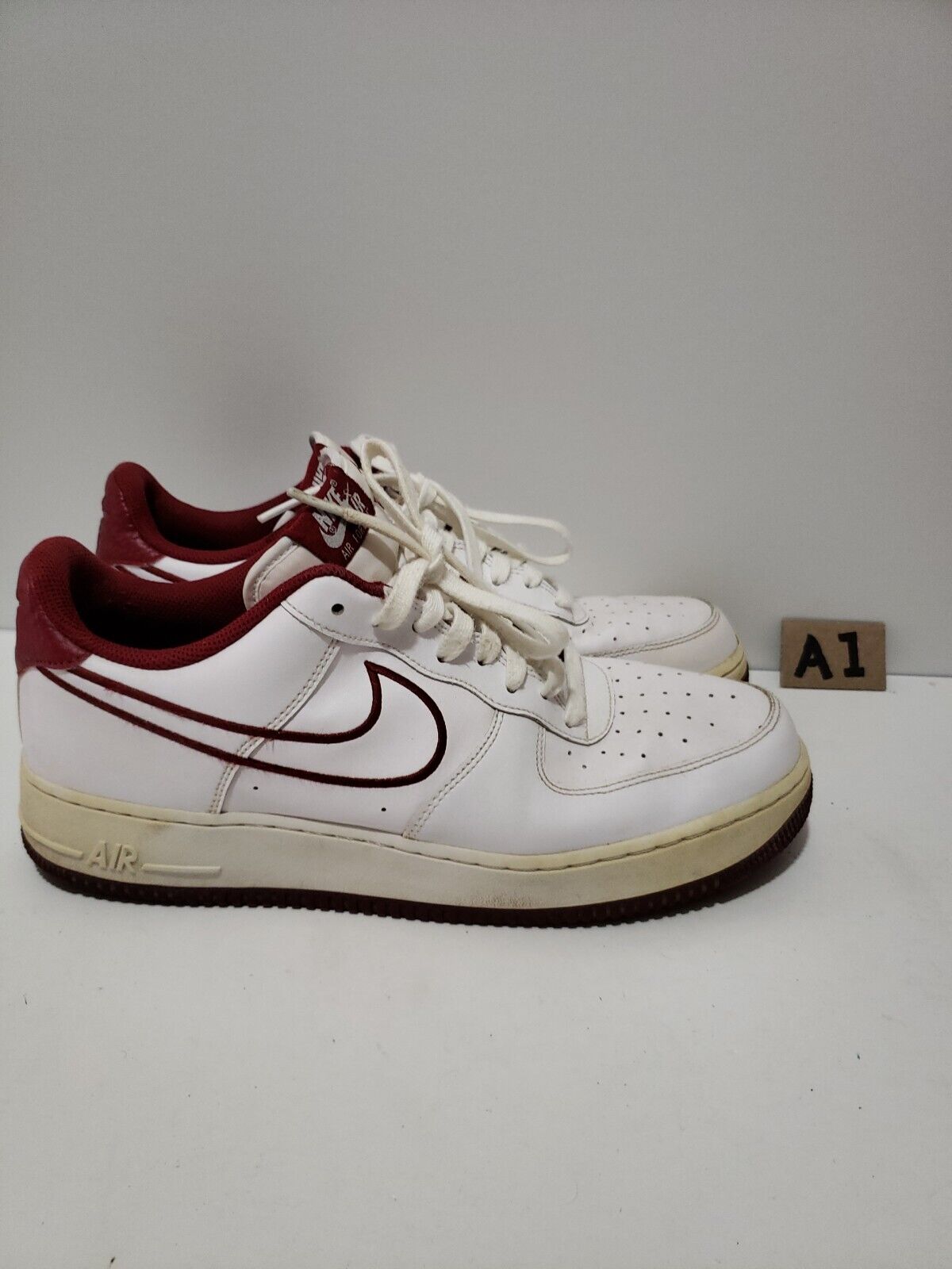 toeter Lenen Paine Gillic Nike Air Force 1 07 Leather White Team Red- AJ7280-100 Size 12 Us | eBay